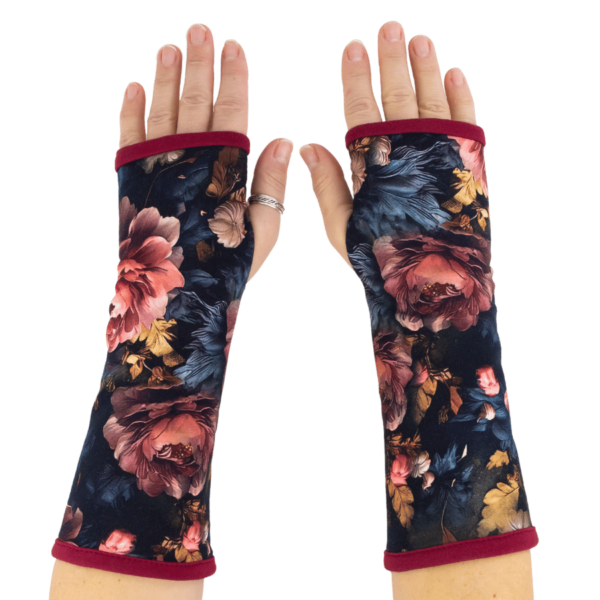 Mittens Burgundy Roses