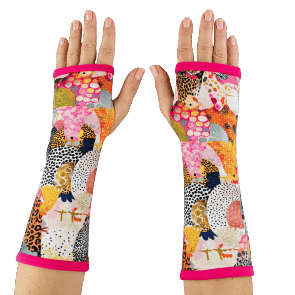 Mittens Pop Art Hens