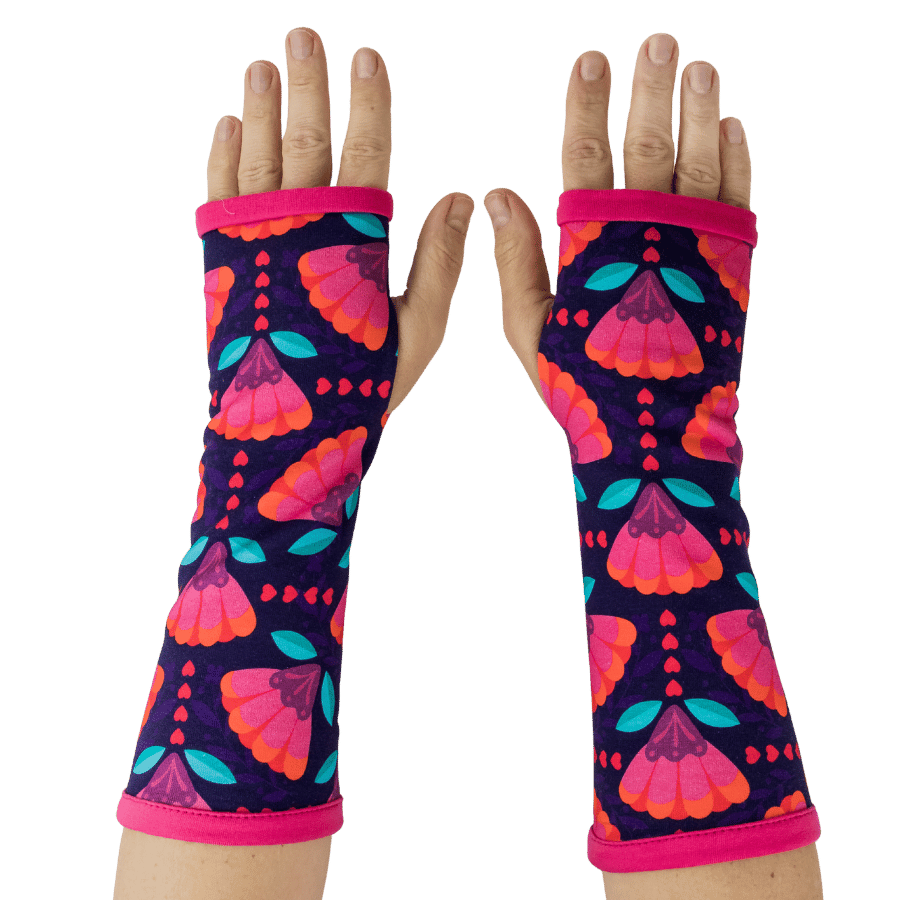 Mittens Magenta Bloom