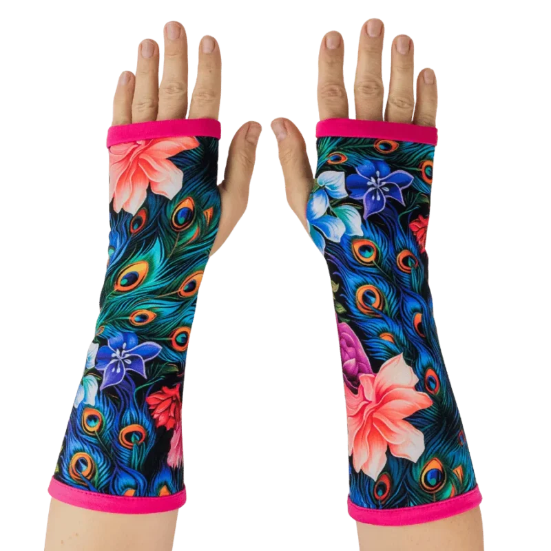 Mitenki Midnight Peacock Garden
